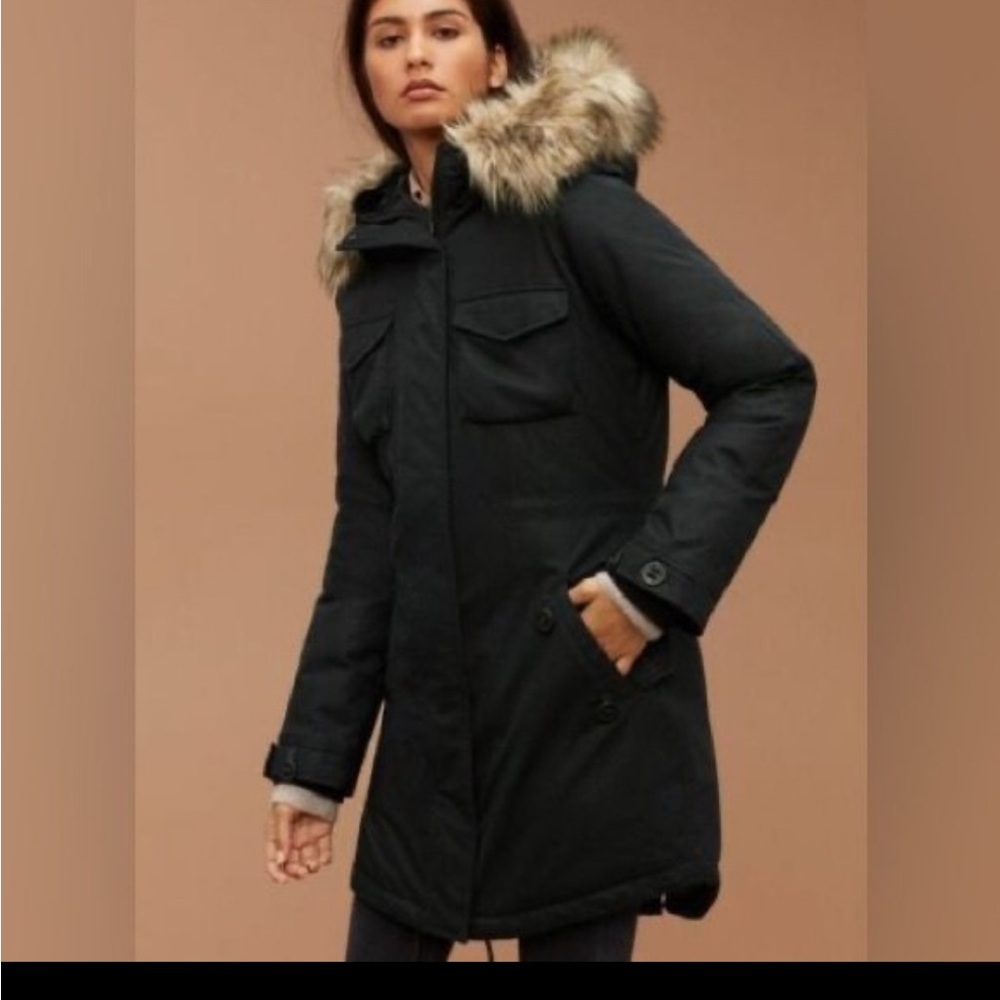 Aritzia Community Paradigm Parka Size XXS